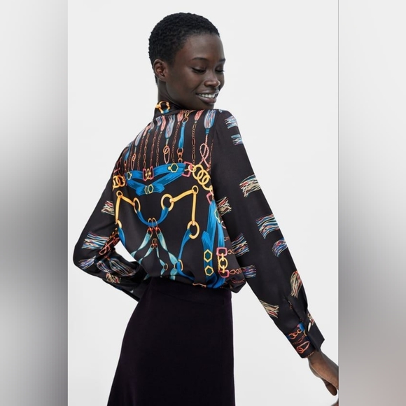 Zara size XL  silk chain print button up - Picture 2 of 15